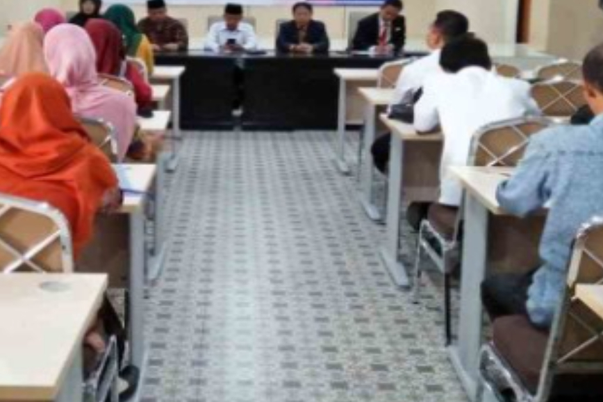 Menuju Kampus Religius dan Kompetitif Berbasis Profetik, Fakultas Tarbiyah Gelar Sosialisasi Kebijakan SDM