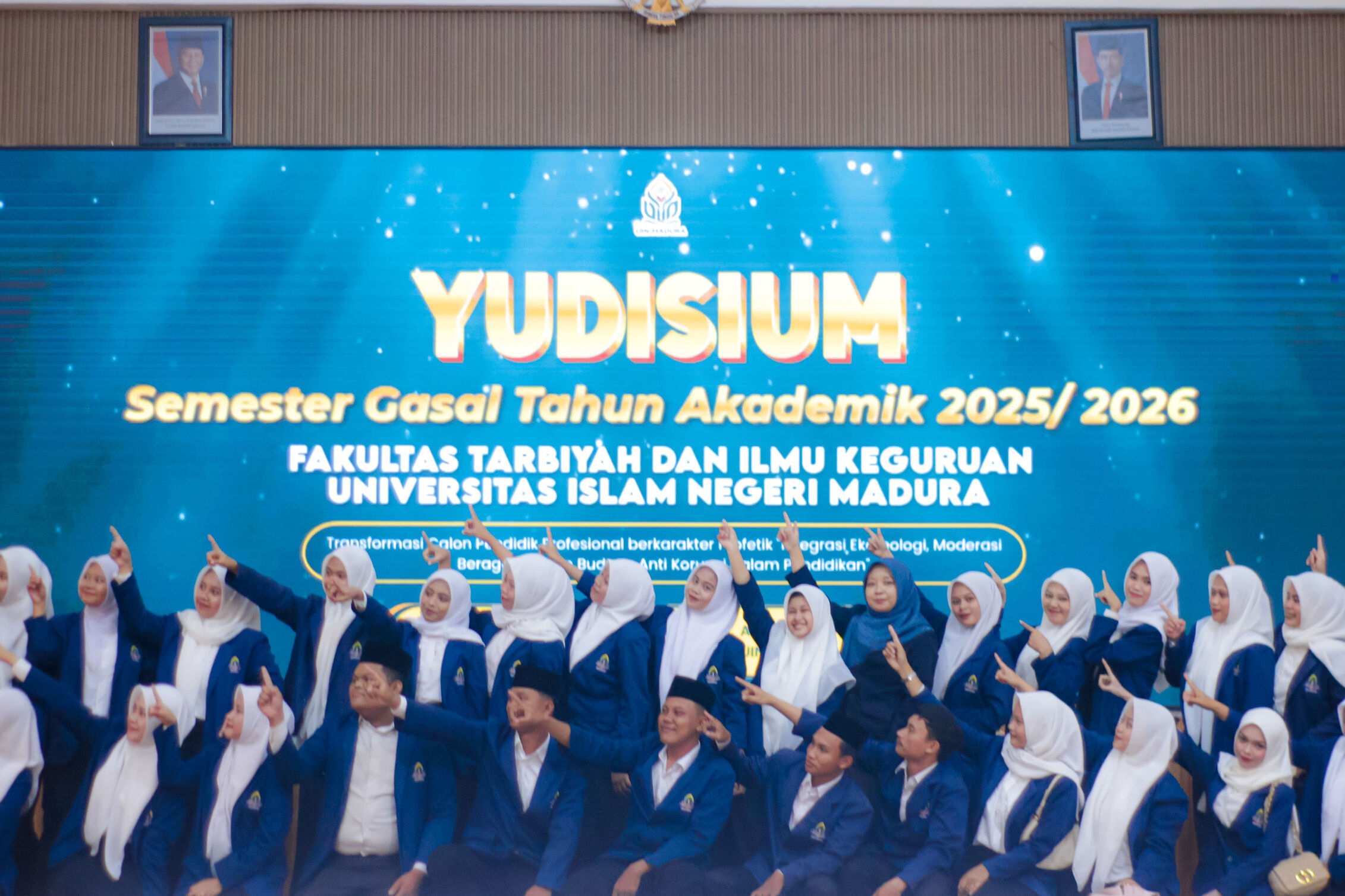 30 Mahasiswa Prodi PGMI FTIK UIN Madura Ikuti Yudisium dengan Tema Transformasi Calon Pendidik Profesional Berkarakter Profetik