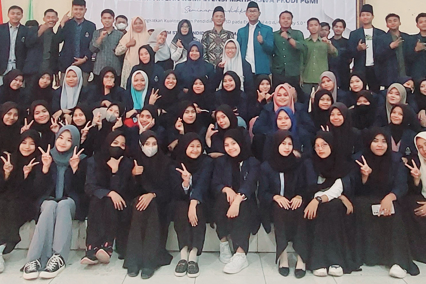 KULIAH TAMU â€œMeningkatkan Kualitas Calon Pendidik di MI/SD  pada Era Digital 4.0 dan Society 5.0â€.