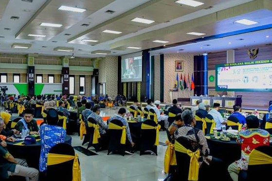 Dekan Tarbiyah IAIN Madura menghadiri ICIED dan Tandatangani MoA dengan ASEAN Faculty of Education